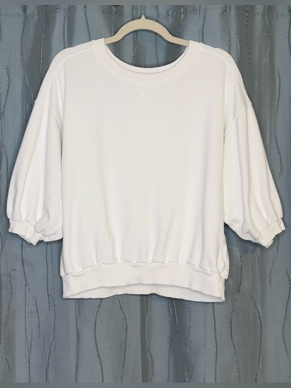 Anthropologie Pilcro Slouchy Crew Neck White Sweatshirt Relaxed Minimalist M